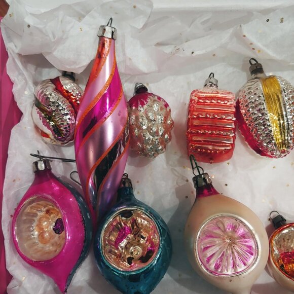 Variety of 26 vintage Christmas ornaments glass indent - Picture 1 of 6